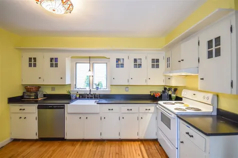 138 Court Street Dover NH 03820