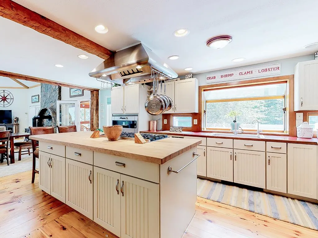 118 Union Road Stratham NH 03885