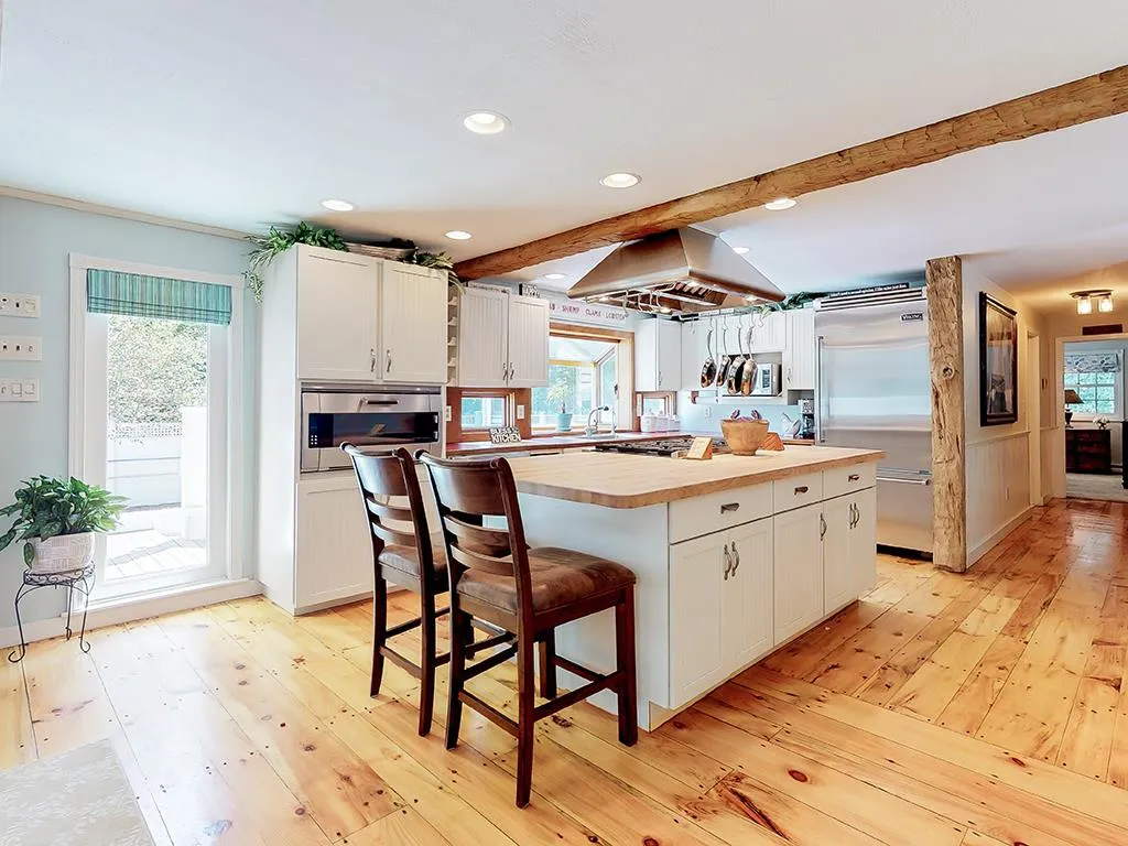118 Union Road Stratham NH 03885