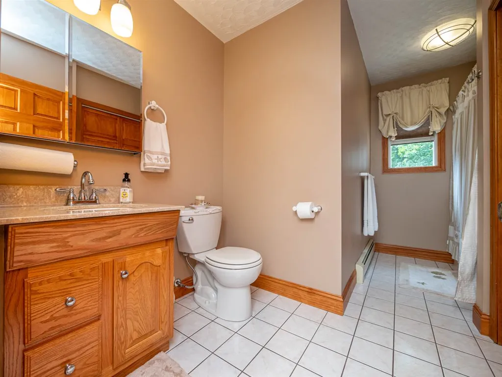 49 North Road Sandown NH 03873