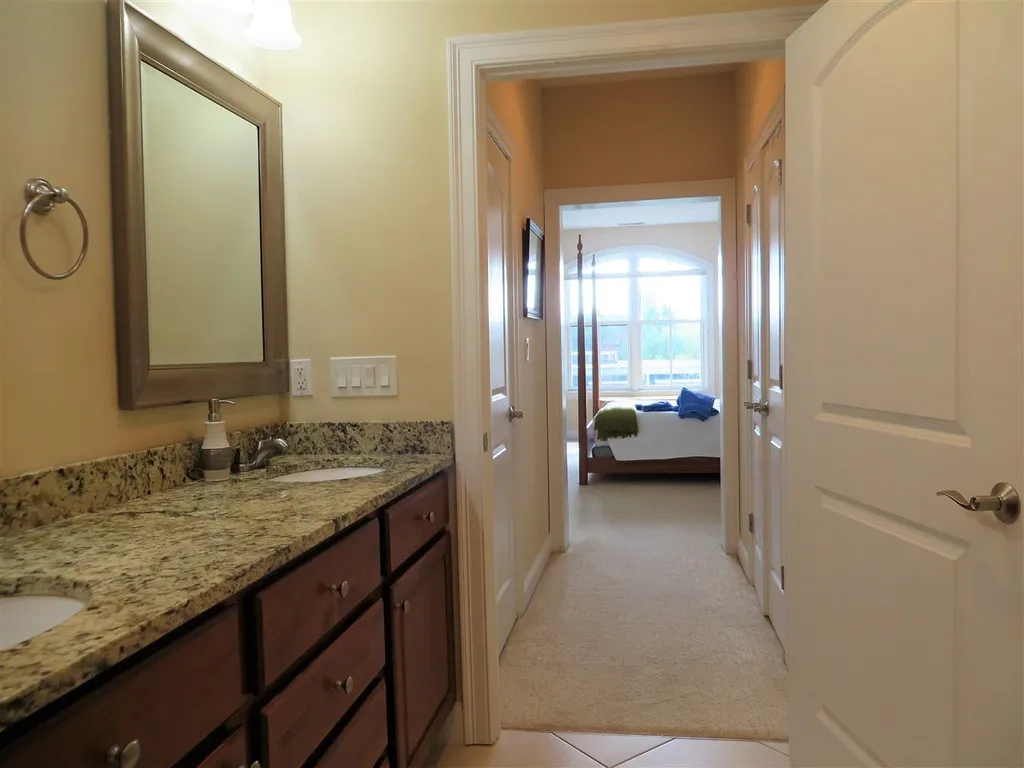 52 Main Street Nashua NH 03064