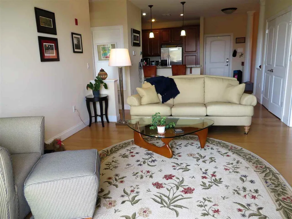 52 Main Street Nashua NH 03064