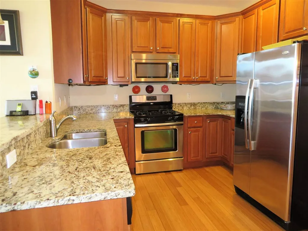 52 Main Street Nashua NH 03064