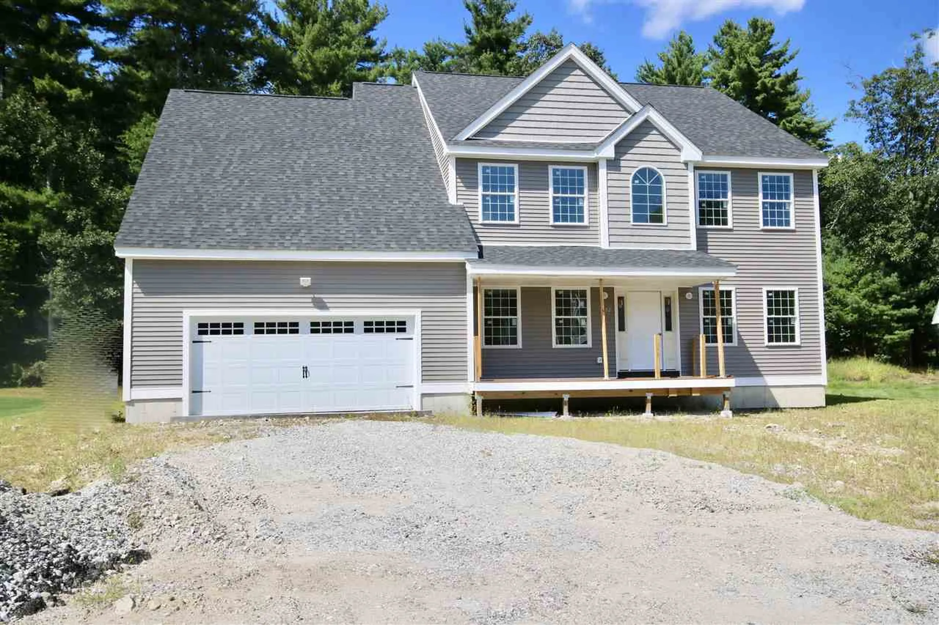 12 Ballerina Court Nashua NH 03062