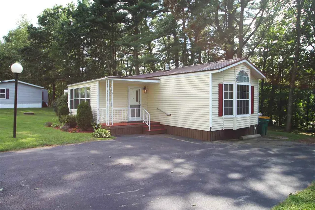 16 North Fuchsia Drive Rochester NH 03867