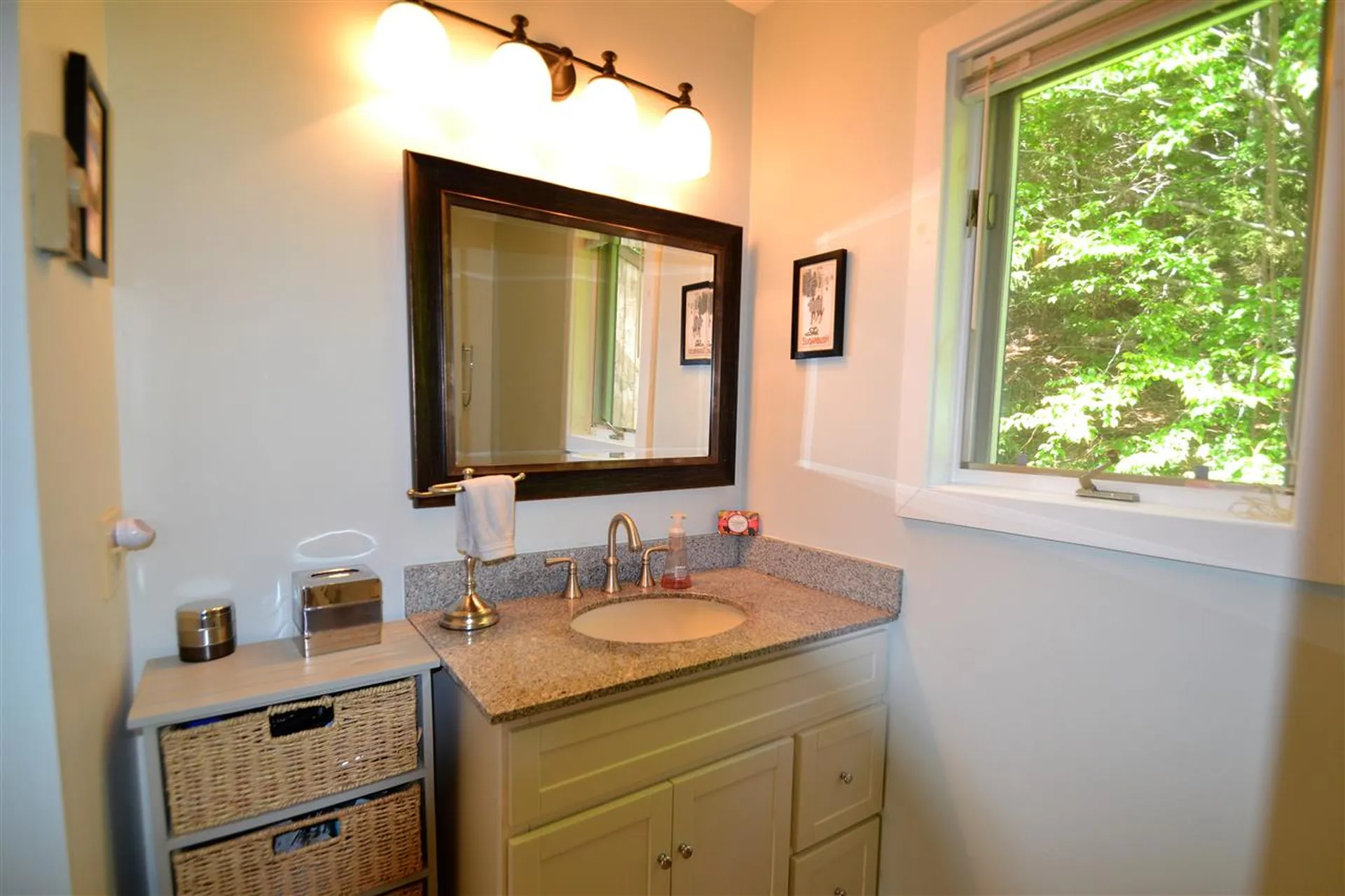 163 Upper Summit Road Warren VT 05674