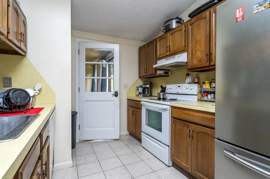 1 Johns Drive Hooksett NH 03106