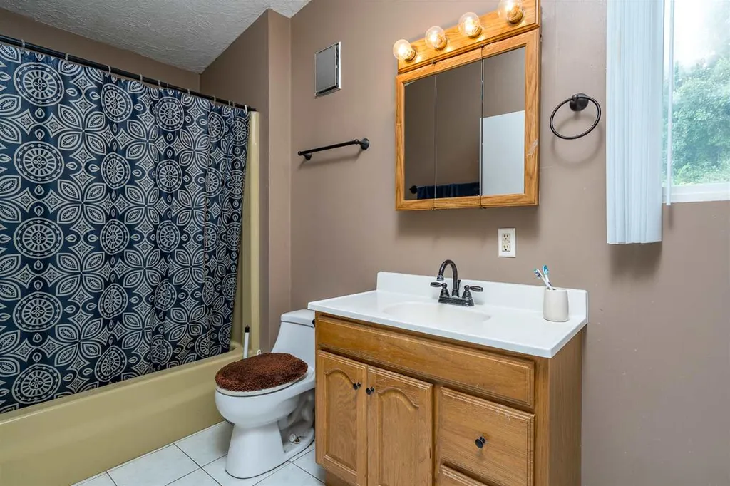 1 Johns Drive Hooksett NH 03106