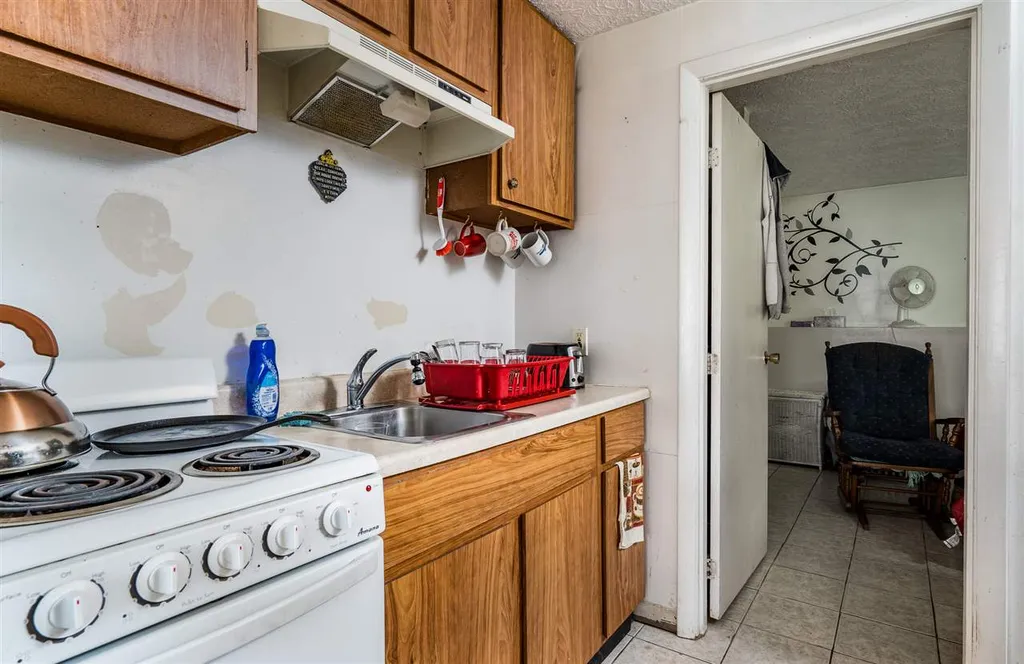 1 Johns Drive Hooksett NH 03106