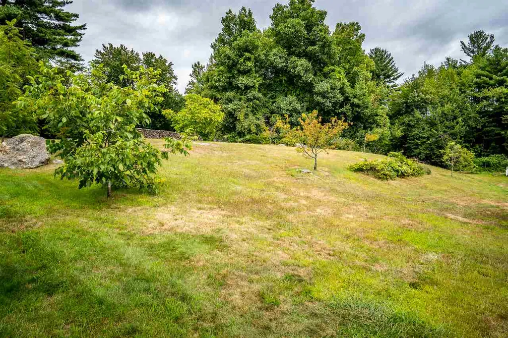 1 Johns Drive Hooksett NH 03106