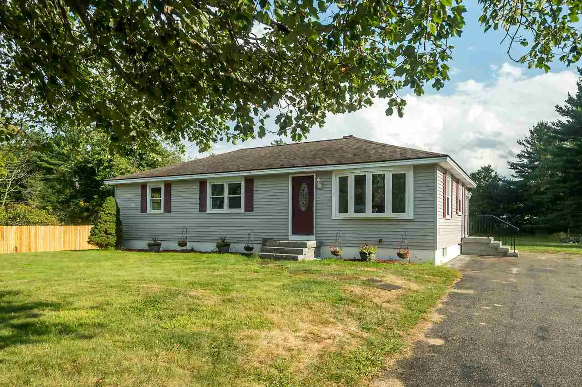 383 Wadleigh Falls Road Newmarket NH 03857