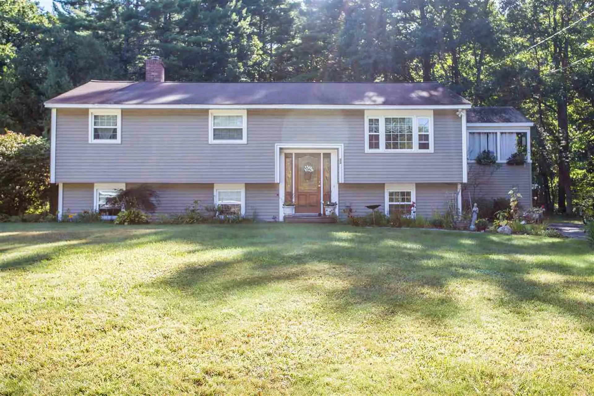 33 Waterville Drive Merrimack NH 03054