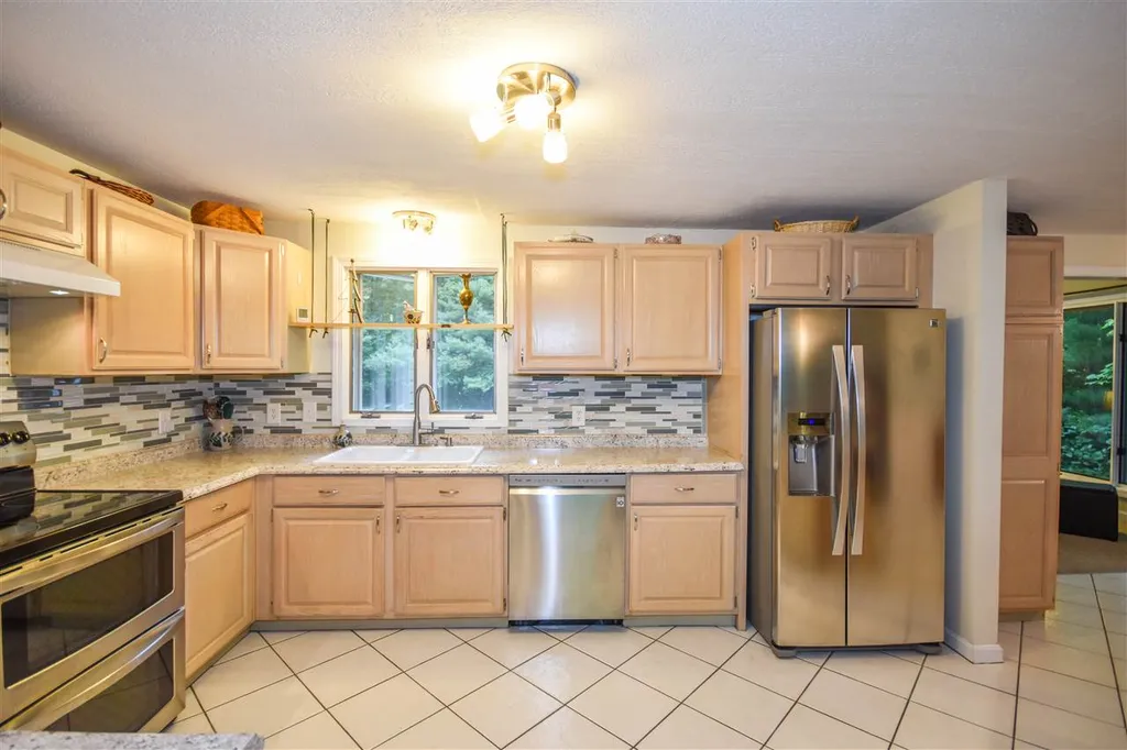 115 Oak Street Rochester NH 03839