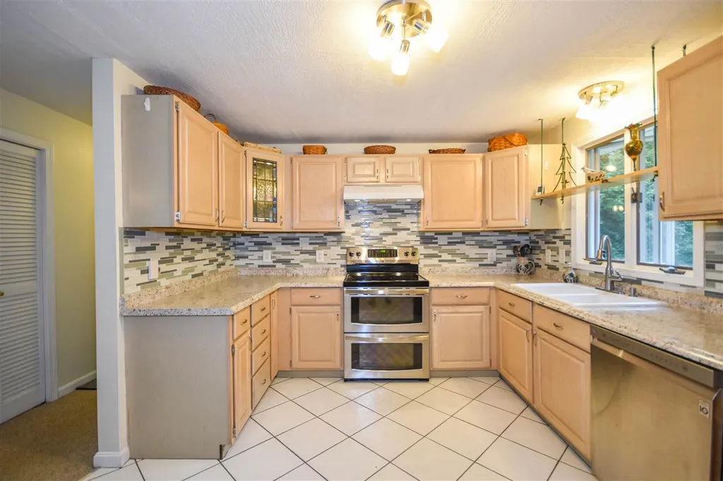 115 Oak Street Rochester NH 03839
