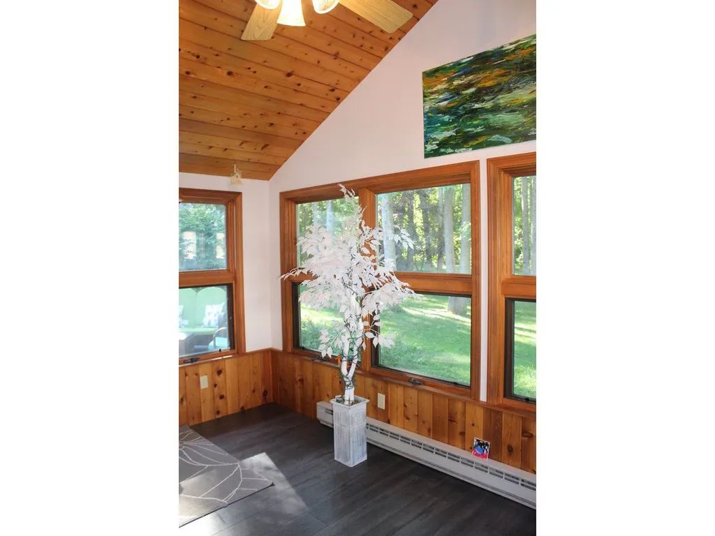87 Wild Rose Circle Shelburne VT 05482