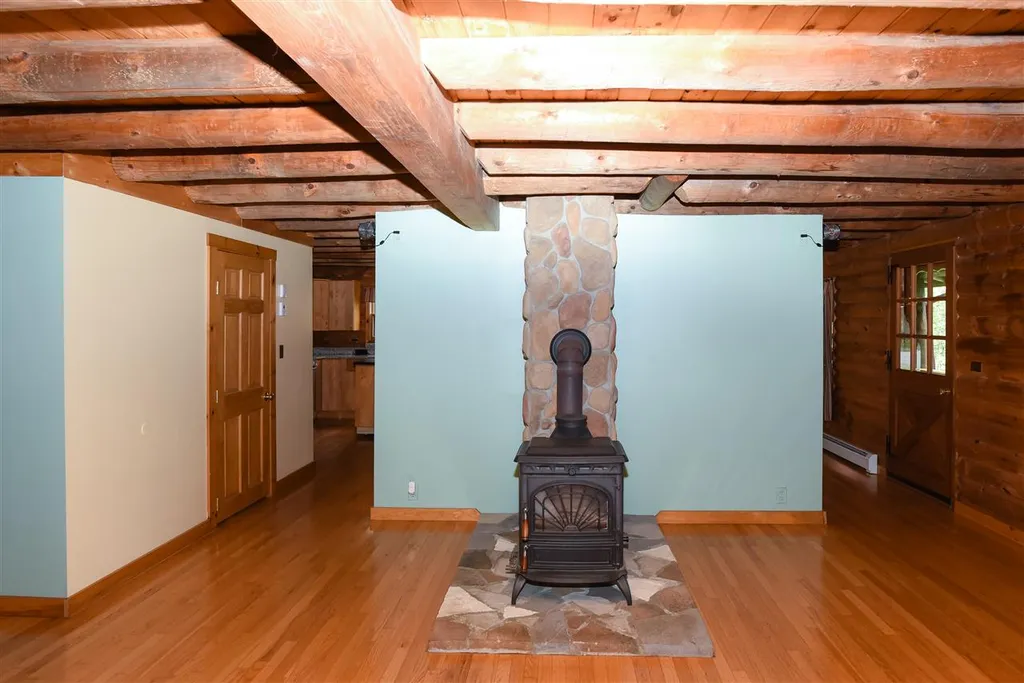 161 Old Post Road Bradford VT 05033