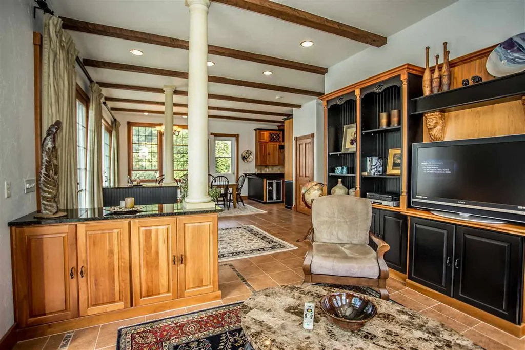 279 Mountain Road Jaffrey NH 03452