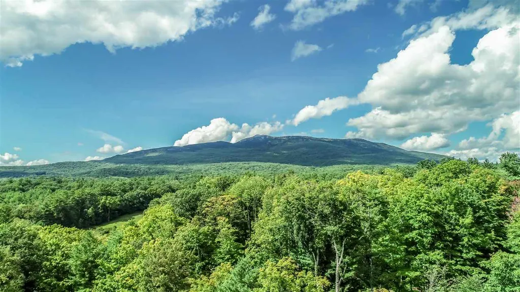 279 Mountain Road Jaffrey NH 03452