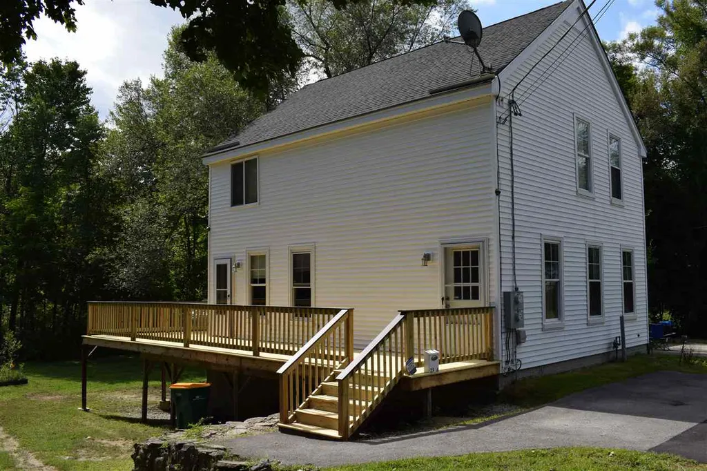23 Western Avenue Rochester NH 03867
