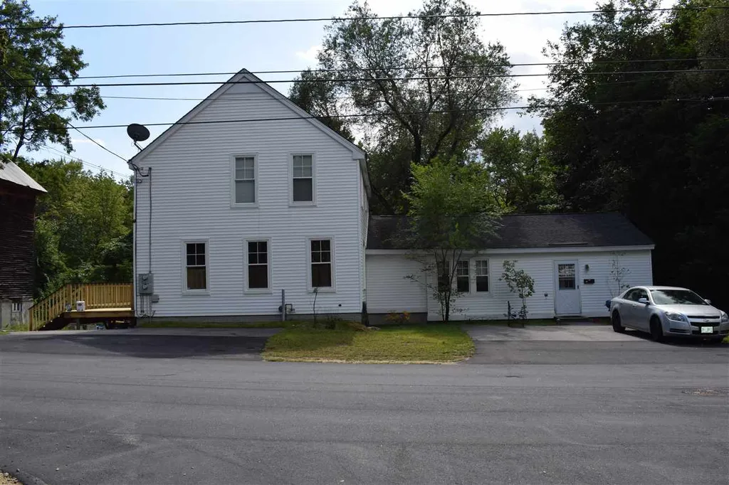 23 Western Avenue Rochester NH 03867