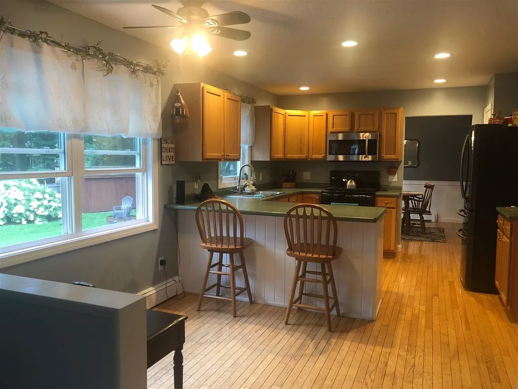 35 Greenwood Avenue Essex VT 05452