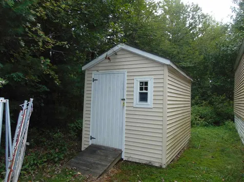 20 Chapparel Drive Londonderry NH 03053