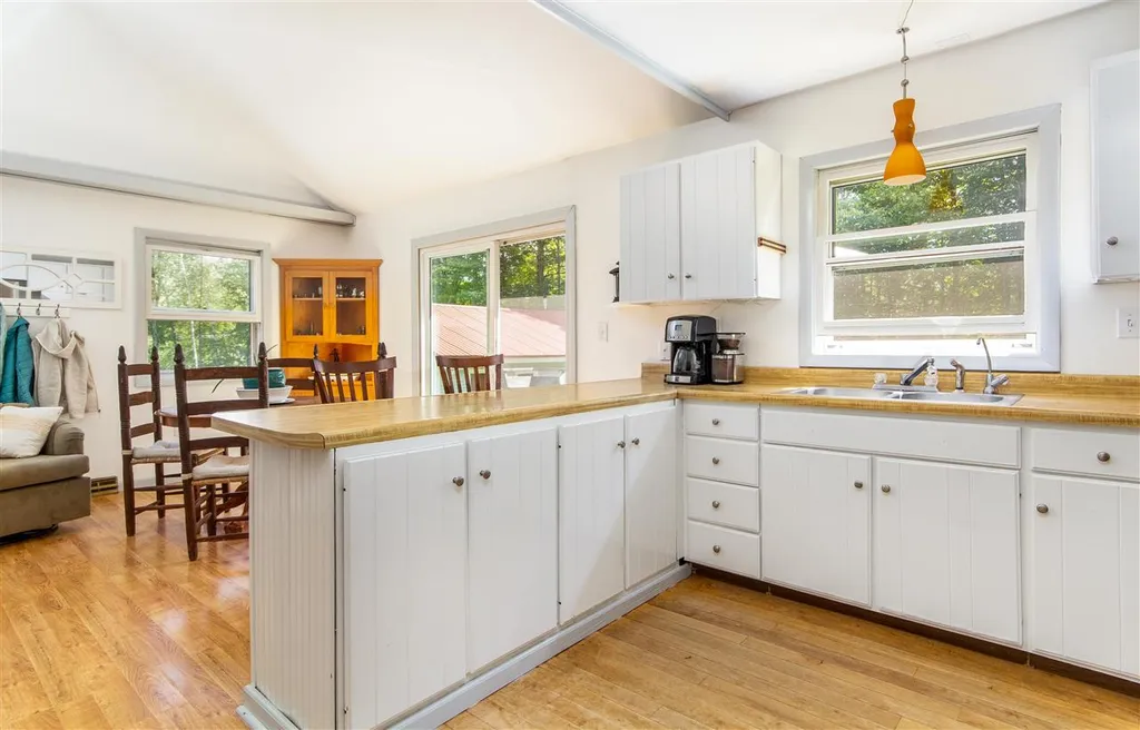 1971 North Road Hinesburg VT 05461