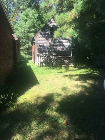 6 Old Mill Pond Road Henniker NH 03242