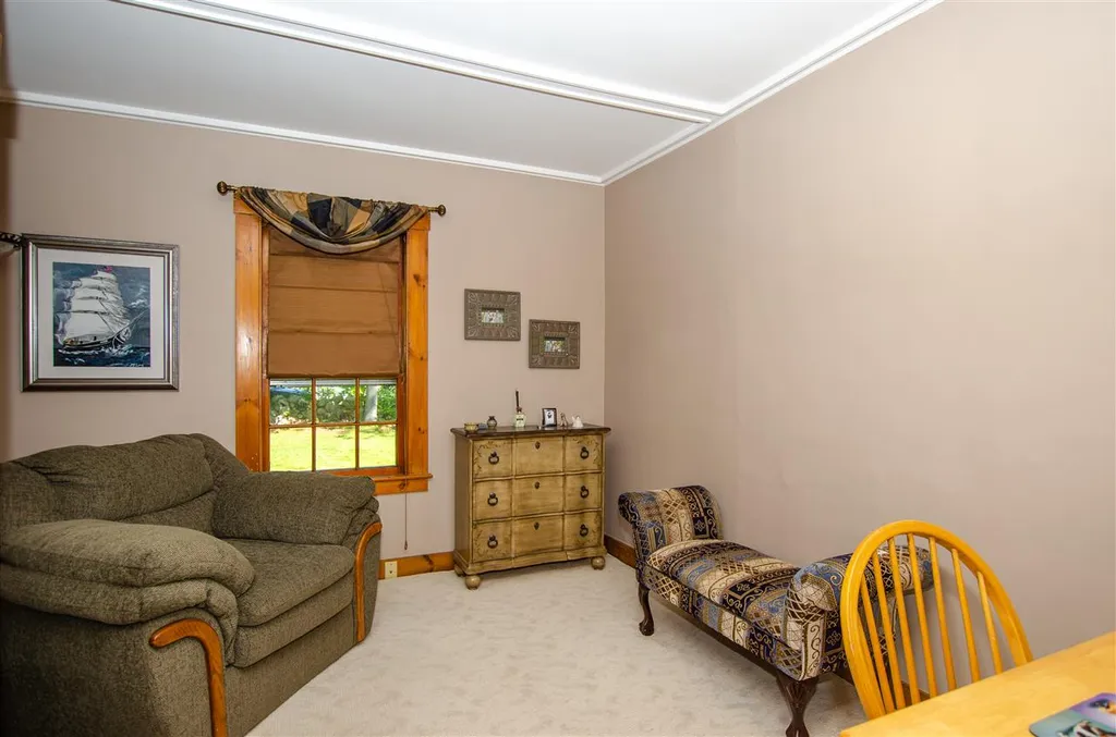 8 Mount Vernon Street Farmington NH 03835