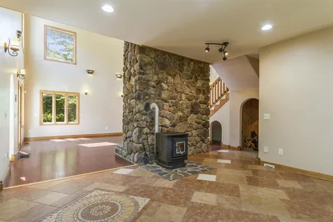 92 Bumfagon Road Loudon NH 03307