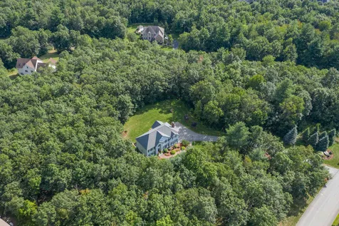 9 Sherwood Road Windham NH 03087