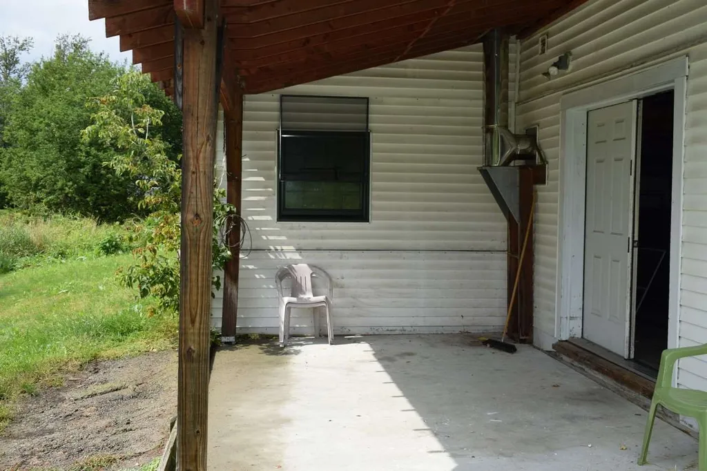 42 Bridge Street Lancaster NH 03584