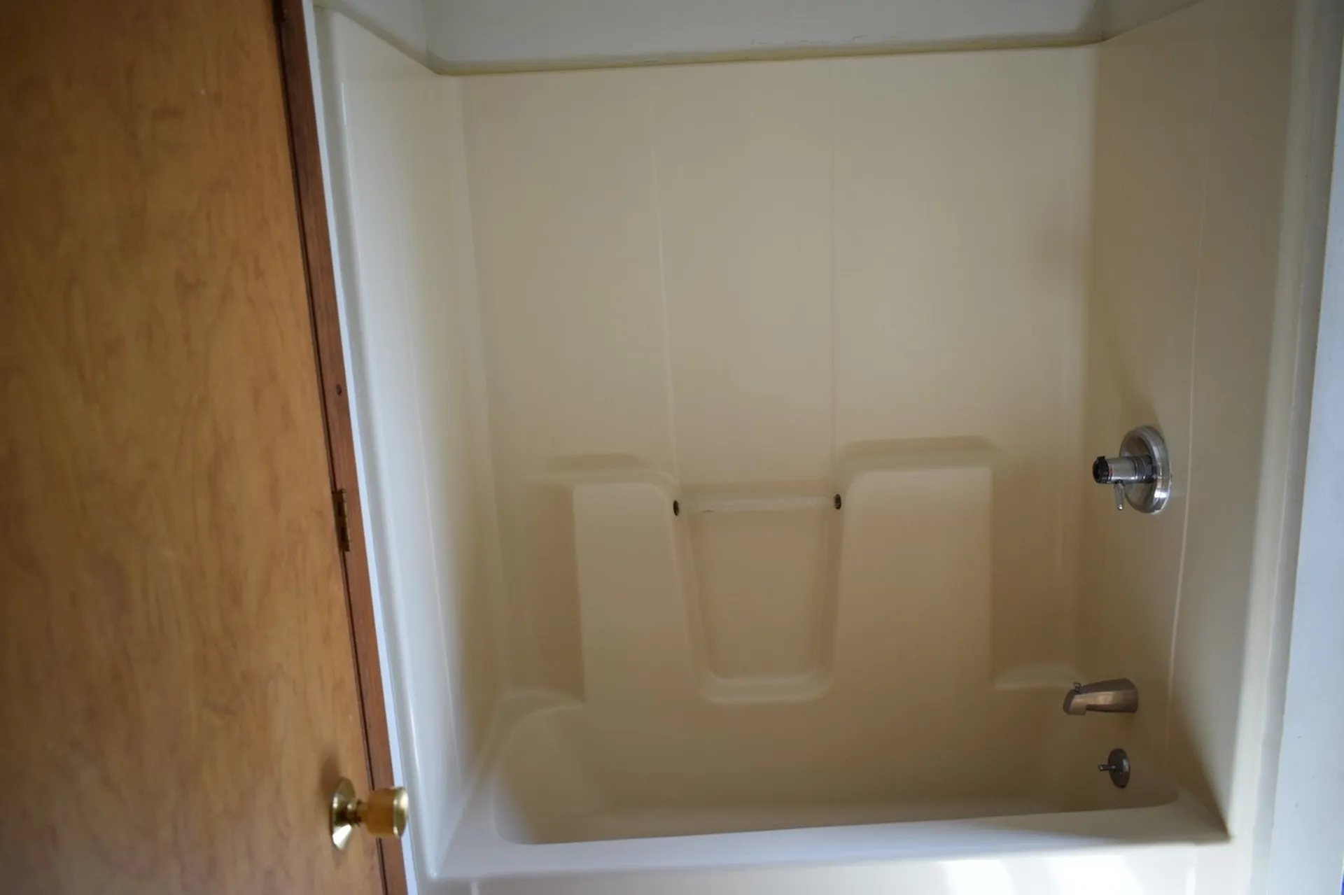 42 Bridge Street Lancaster NH 03584