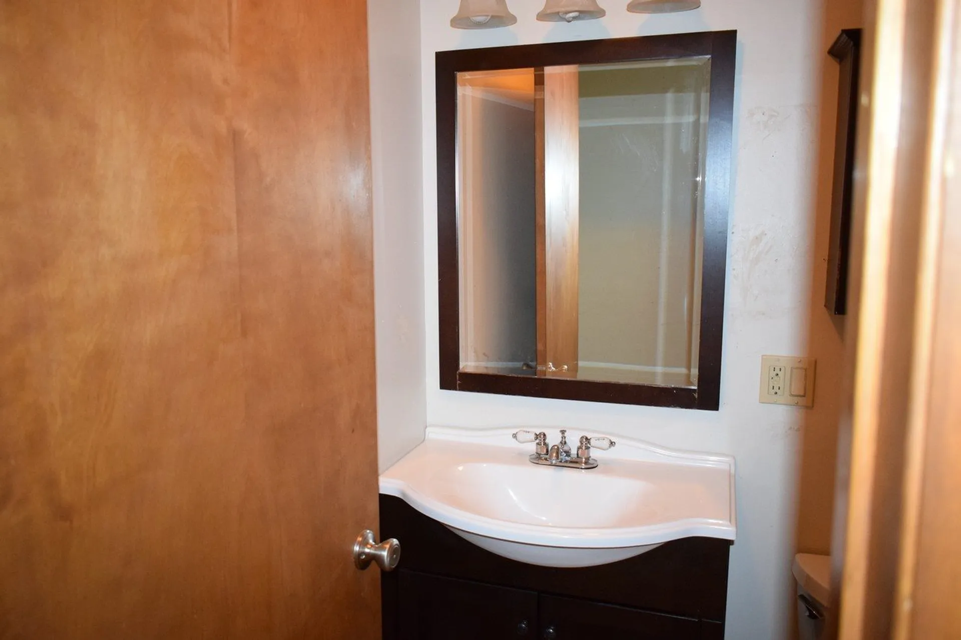 42 Bridge Street Lancaster NH 03584