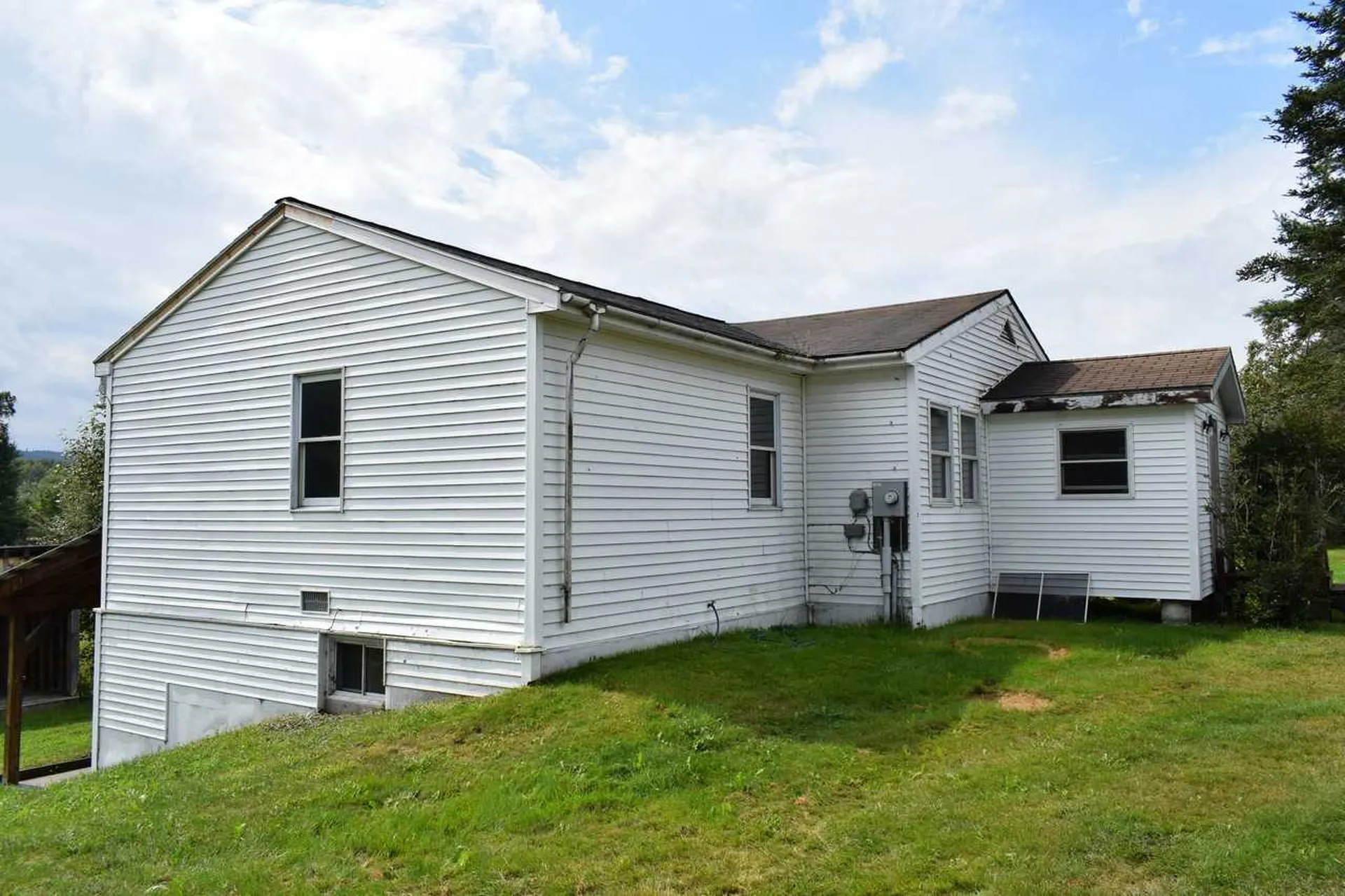 42 Bridge Street Lancaster NH 03584