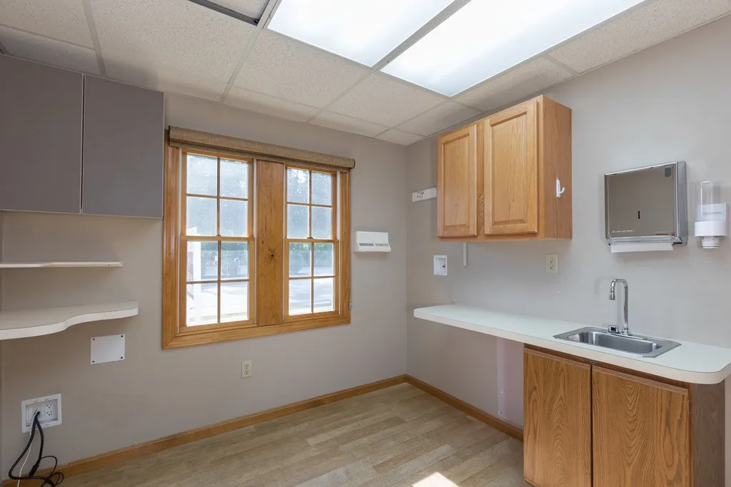 41 Sparhawk Street Amesbury MA 01913