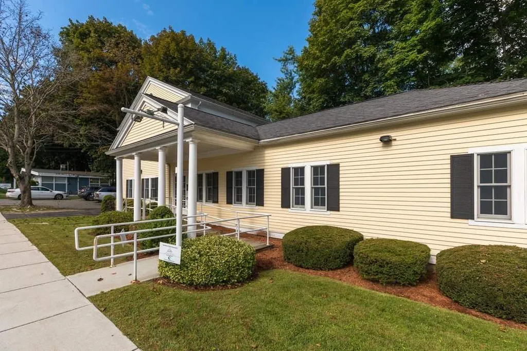 41 Sparhawk Street Amesbury MA 01913