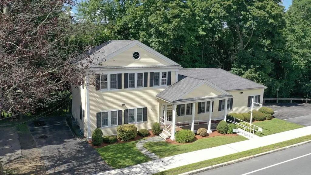 41 Sparhawk Street Amesbury MA 01913