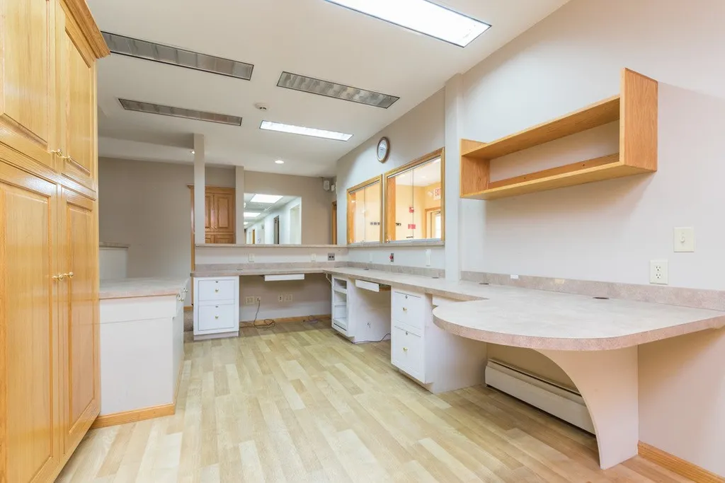41 Sparhawk Street Amesbury MA 01913