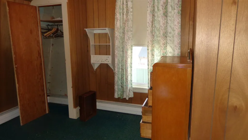 743 1/2 Lancaster Street Berlin NH 03570
