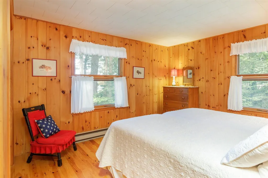 68 Sunset Point Road Wolfeboro NH 03894