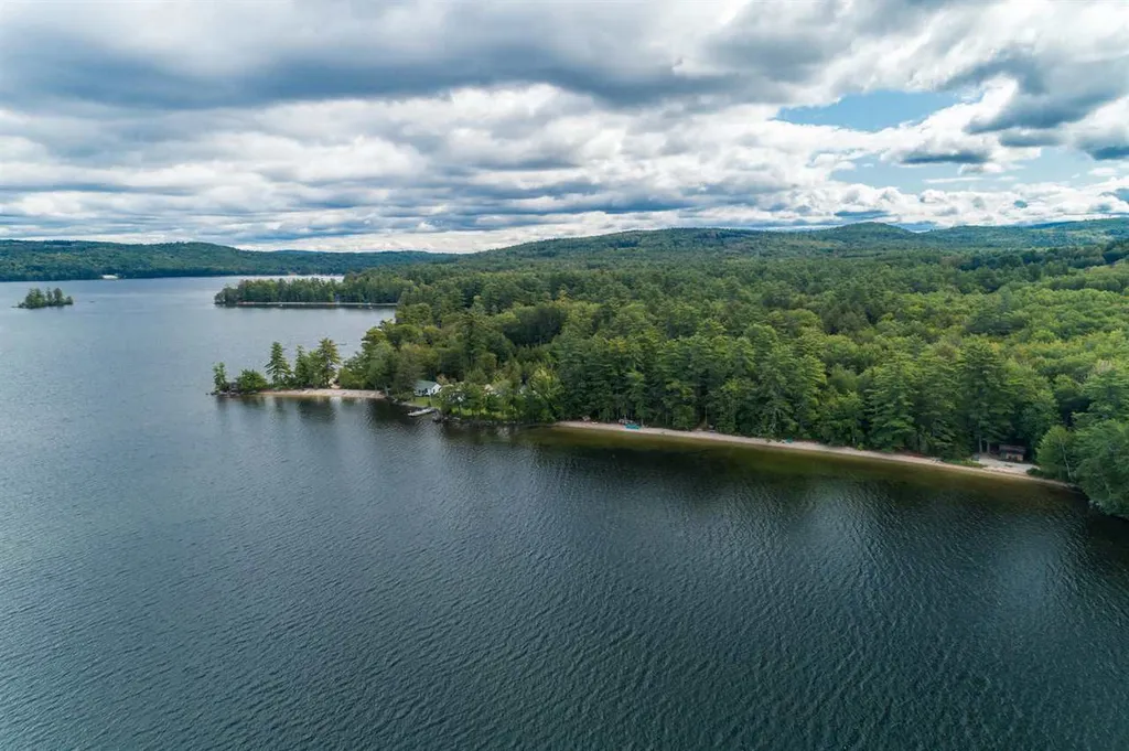 68 Sunset Point Road Wolfeboro NH 03894