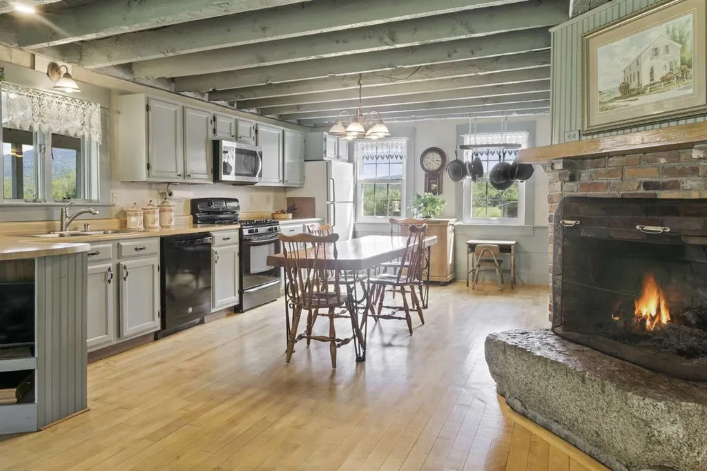 505 East Mountain Road Newport NH 03773