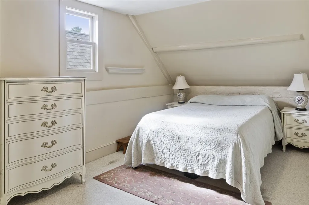 505 East Mountain Road Newport NH 03773