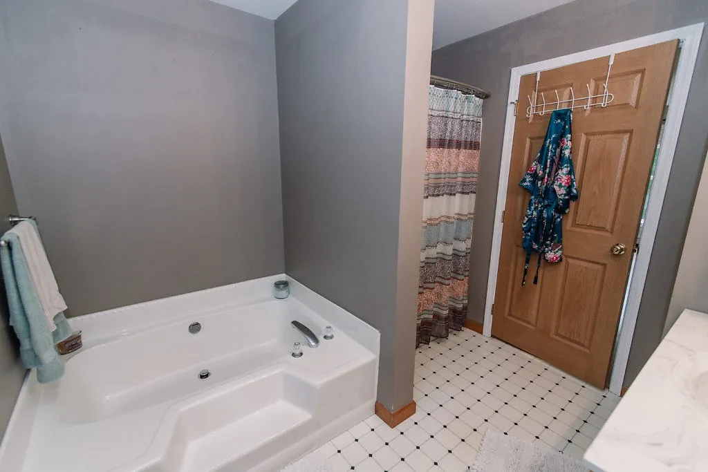 3 Gretchens Way Barrington NH 03825