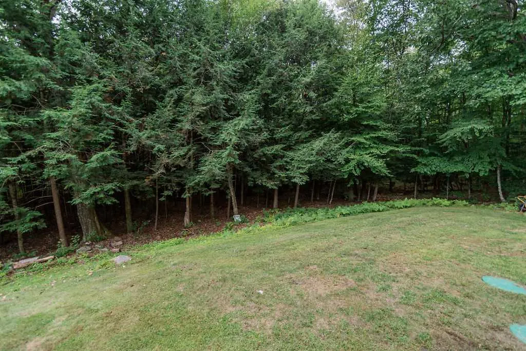 3 Gretchens Way Barrington NH 03825