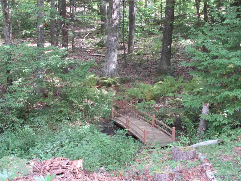 23 Jennifer Lane Raymond NH 03077