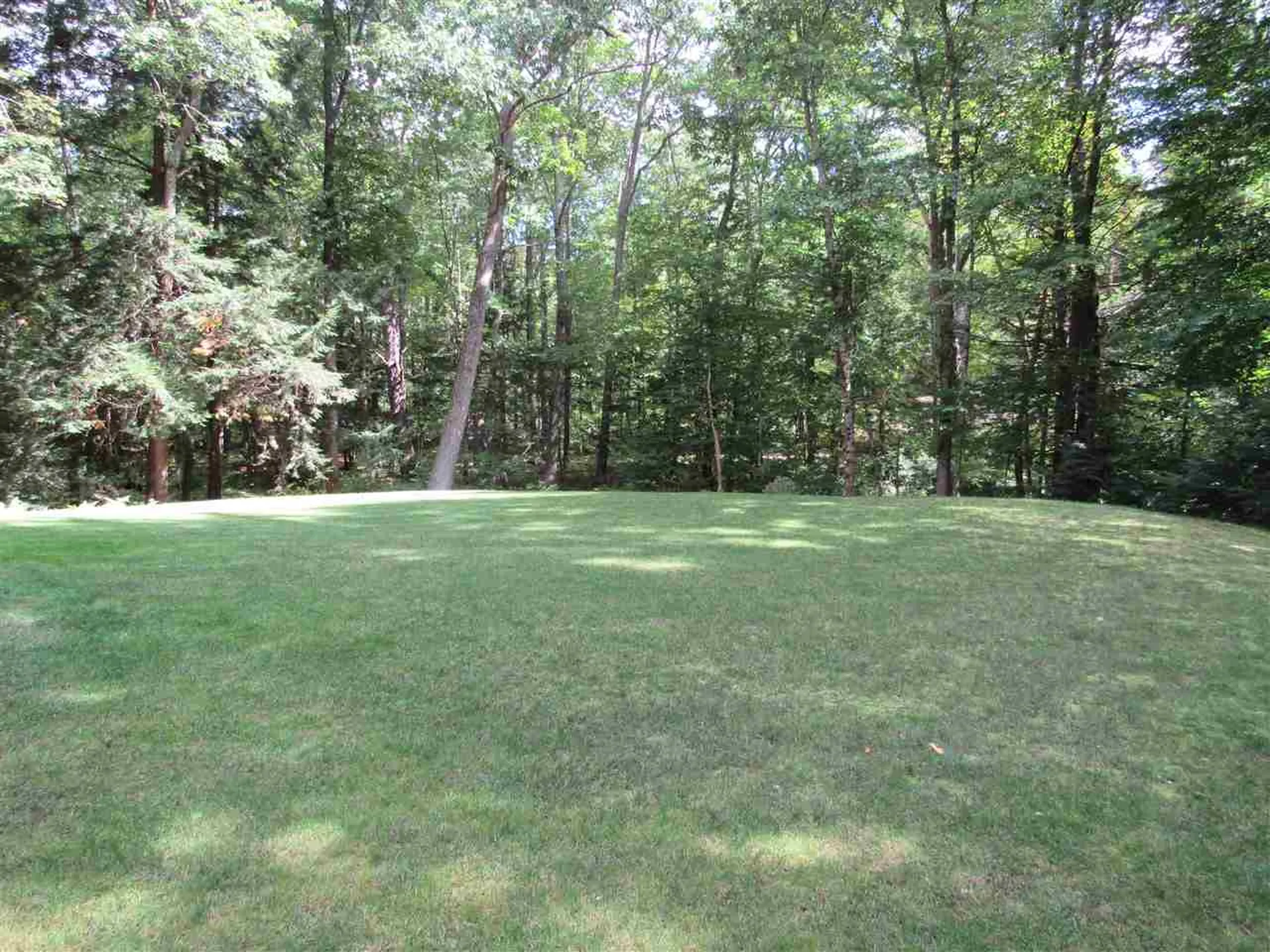 23 Jennifer Lane Raymond NH 03077