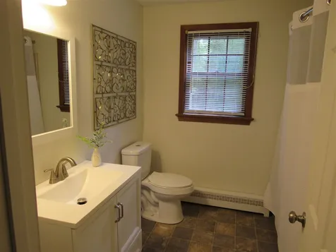 23 Jennifer Lane Raymond NH 03077