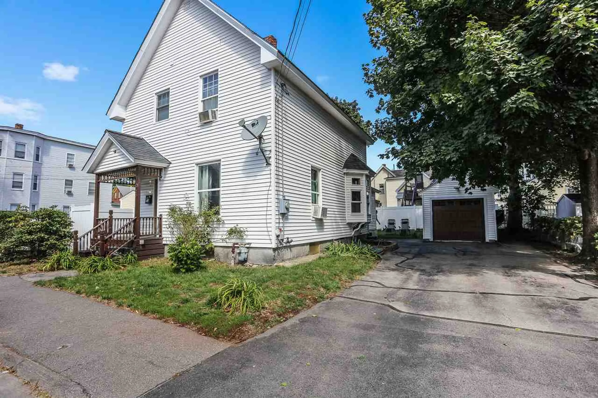 73 Goffe Street Manchester NH 03102